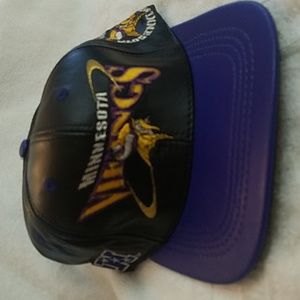 Minnesota Vikings VINTAGE Hat Cap Leather Material